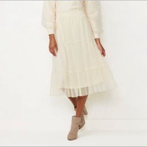 Lauren Conrad Tulle MIDI taupe skirt sz M
